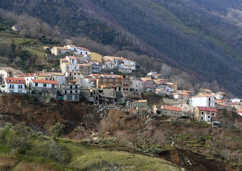 Frane E Alluvioni In Italia Aumentano Le Aree A Rischio