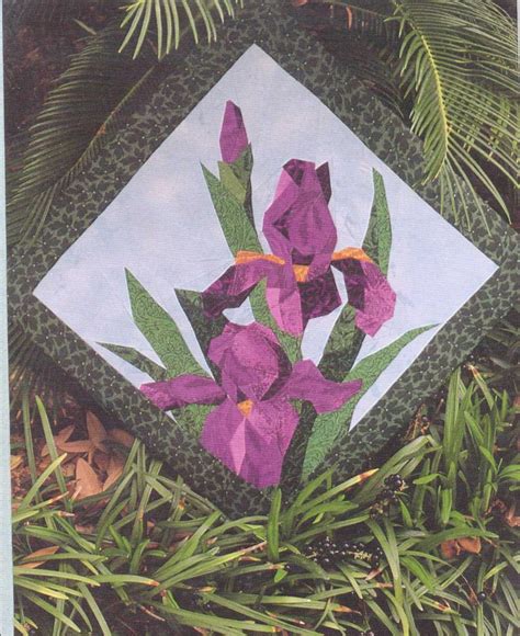 Quilt Pattern Iris Beauty 12 Block England Design Studios