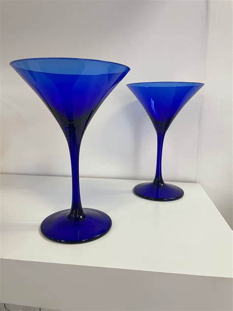 Royal Blue Martini Glass Set – Shops Silver