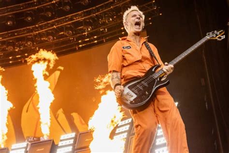 Green Day The Saviors Tour A Nostalgic Triumph At Wembley Stadium