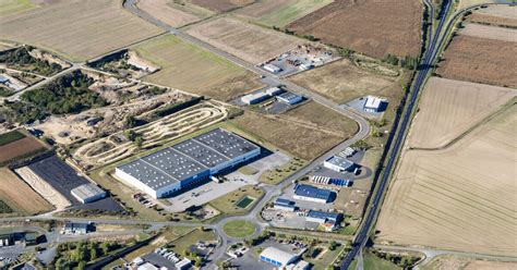 Zones industrielles Doué en Anjou