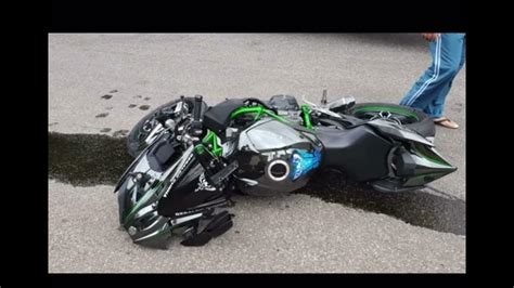 Ninja H2r Crash Live Accident 😱😱 Crash With Tracker Viral Shorts Ytshorts Viralvideo