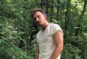 Morgan Wallen Shows Nude Torso And Bulge Photos Gay Male Celebs