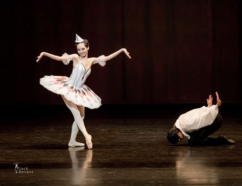 Nazerke Aymukhametova and Arman Urazov in Arlekinada