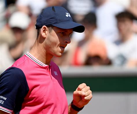 French Open Hurkacz wygrał z Davidem Goffinem i awansował do drugiej