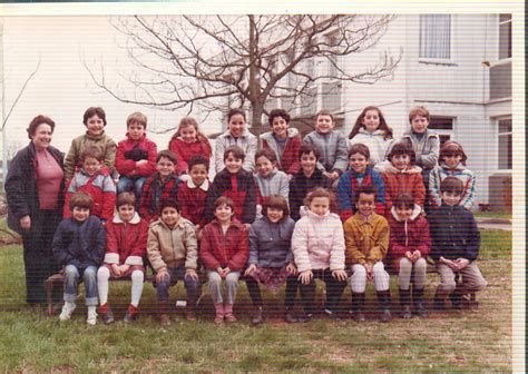 Photo De Classe Cp Pierre Et Marie Curie De 1984 Ecole Pierre Et Marie