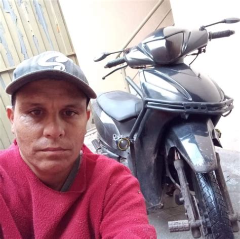 A Voz de Ibaiti e Região S A PLATINA Motociclista morre após atingir