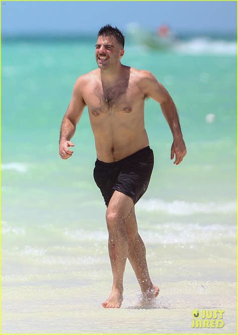 Zachary Quinto Shirtless