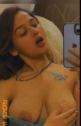 Isha Modi Ironic Ishh Notyourninnybabe Nude OnlyFans NudoStar TV