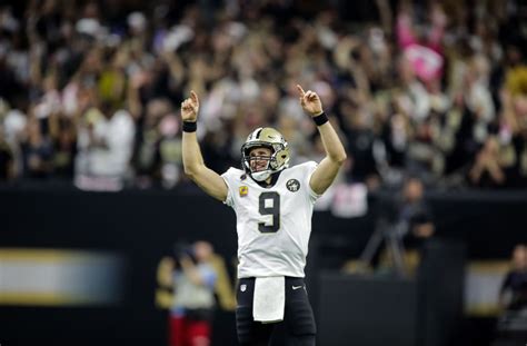 Drew Brees Broke The All Time Nfl Passing Record With A Gorgeous