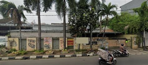 Rumah Tua Pinggir Jalan Besar Strategis Kemanggisan Utama Tanah Dijual