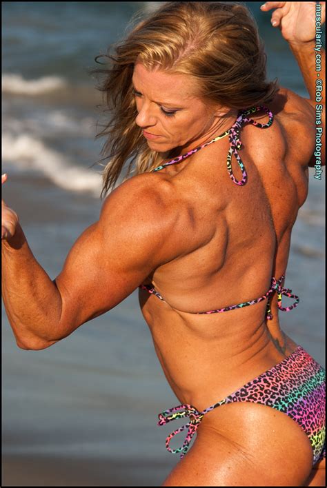 Bodybuilder Amy Bowen Displays Her Ripped Physique At The Beach In A