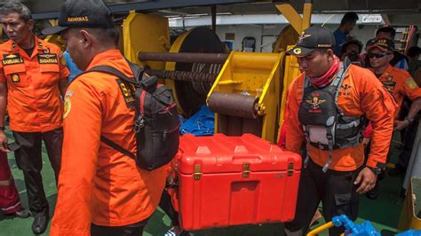 Lion Air Crash Doomed Jets Black Box Flight Data Recorder Recovered