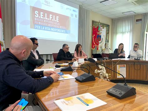 S E L F I E Maggio Fondazione Irea Morini Pedrina