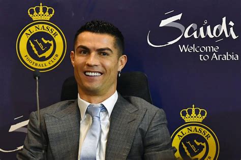 Ronaldo Gets Rapturous Welcome At New Saudi Club Abs Cbn News