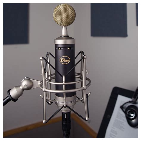 DISC Blue Baby Bottle SL Condenser Microphone | Gear4music