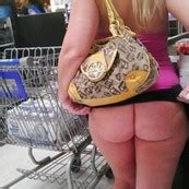 Shopping Nude Flashing Shesfreaky