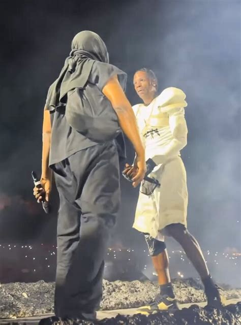 Travis Scott fa suo il Circo Massimo e sul palco c è Kanye West