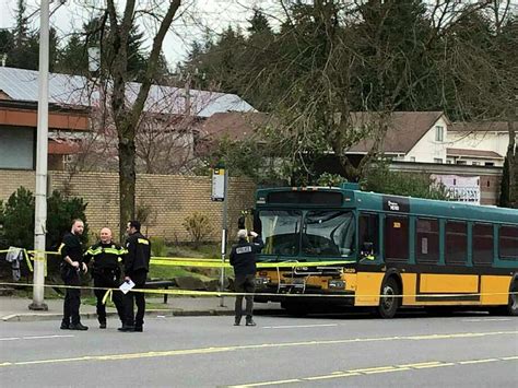 Police Two Dead Two Injured One Detained In North Seattle Shooting