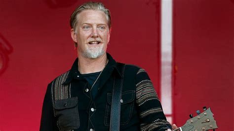 Josh Homme vocalista de Queens of the Stone Age tiene cáncer El