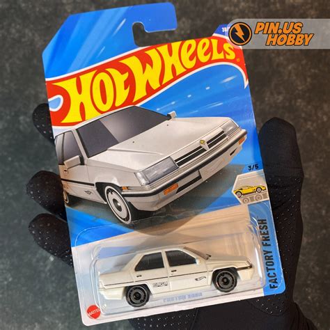 Merah Putih Hot Wheels Proton Saga Nissan Skyline R