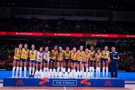 Seleção feminina é vice campeã da Liga das Nações CBV