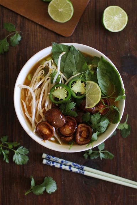 30-Minute Vegetarian Pho Soup