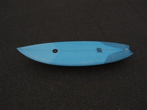 水曜日 セット胸GOOD BENDER STEPスカイブルーティント サーフボードクオリティーハードコア Quality Hardcore Distributions