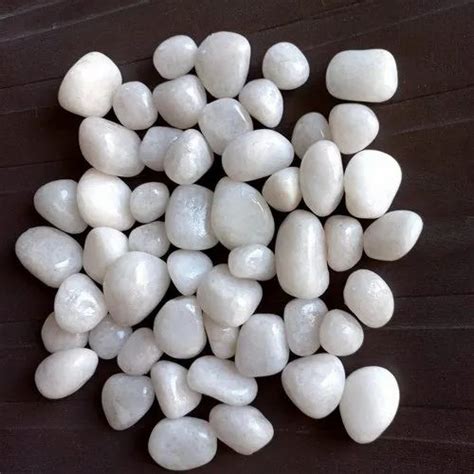 Mmart Polished White Colour Stone Pebble Machine Polished Stone For