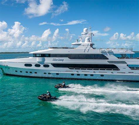 Bahamas Yacht Charter Luxury Yacht List The Complete 2022 And 2023