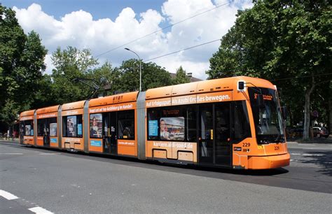 Stra Enbahn Mainz Stadler Rail Variobahn Der Mvg Mainz Wagen