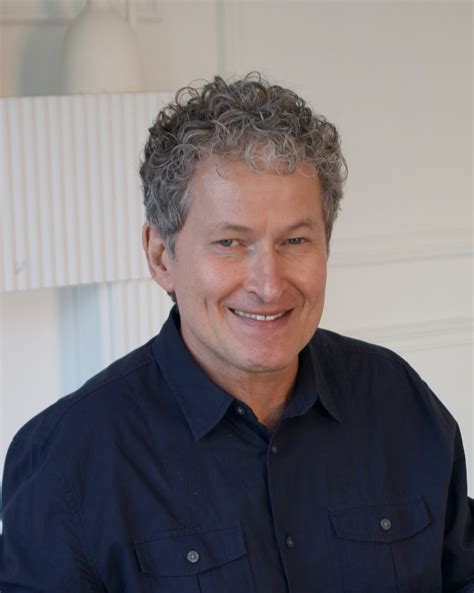 Looking for the friendliest neighborhoods in Toronto? 🤗 Toronto isn't