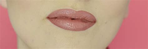 NAJLEPSZE POMADKI I KONTURÓWKI NUDE