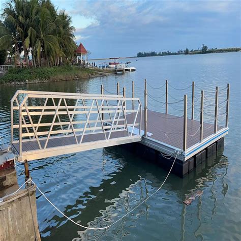 Heavy Duty Aluminum Floating Docks And Gangways Residential And