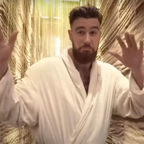 Steamy Travis Kelce Spa Video Is Resurfacing Some Giggles Online Yahoo Sports