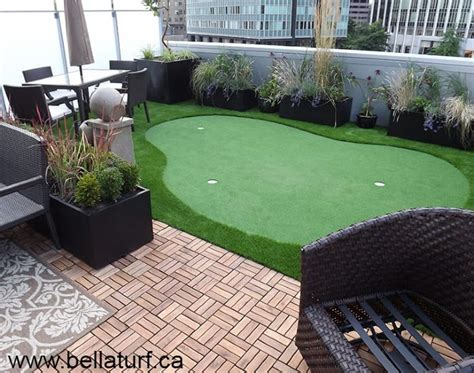 Building An Outdoor Putting Green DIY Style