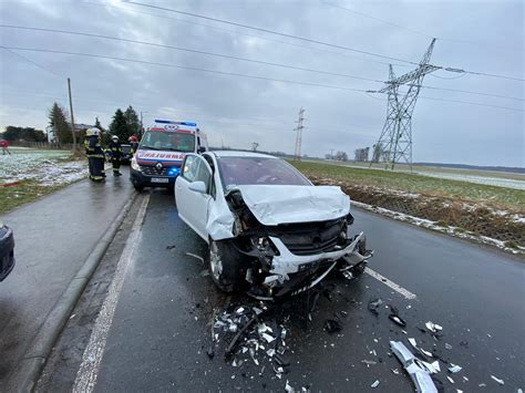 Zalesie L Skie Wypadek Drogowy Ochotnicza Stra Po Arna W