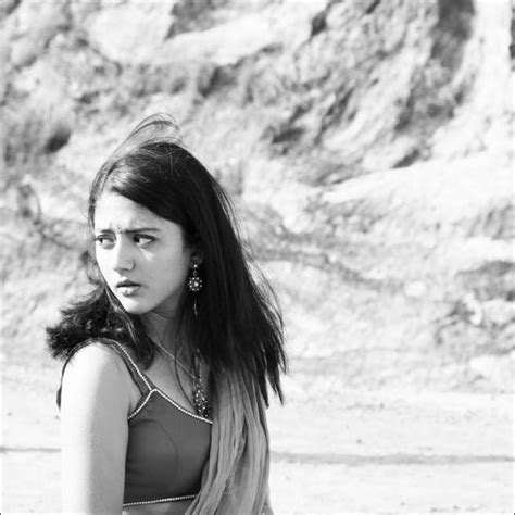 kasautii zindagi kays sneha aka shriya sharma   set