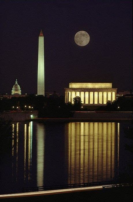 Moonrise Over The Lincoln Memorial Washington Dc Travel Dc Travel