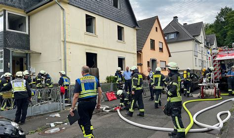 83 Jähriger nach Brand verstorben Enkel soll Wohnung angezündet haben