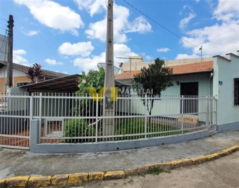 Casa para locação no Bairro Canoas Imobiliária Vasselai Imóveis