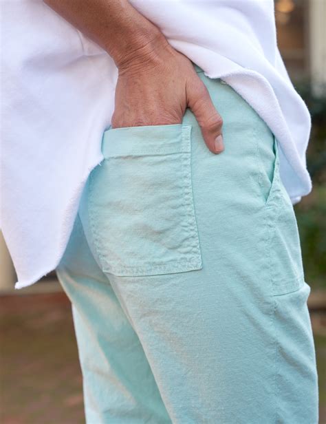 Shoppers rush to Frank and Eileen sale for huge savings 2