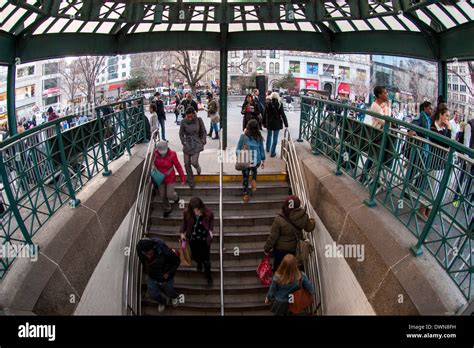 New York, NY - Union Square Subway Station Stock Photo - Alamy