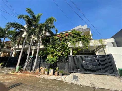 Rumah Mewah Dalam Komplek Billymoon Pondok Kelapa Jakarta Timur