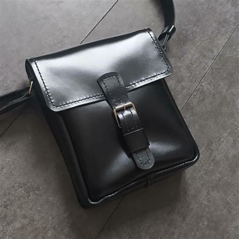 Мужская сумка из кожи, через плечо | Leather, Leather backpack, Bags