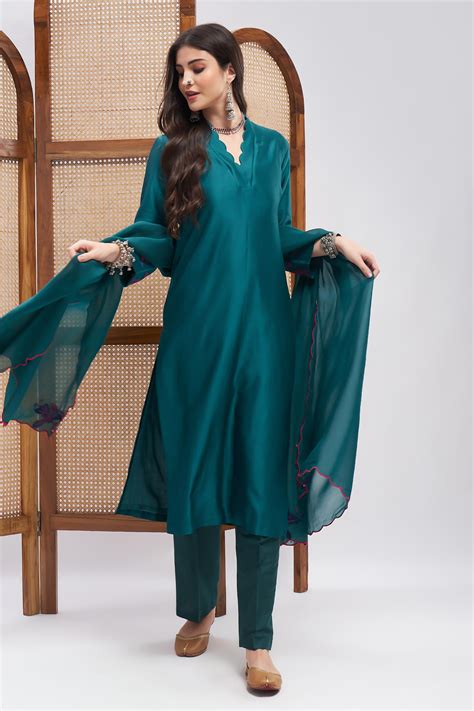 Buy Green Pure Silk Chanderi Embroidered Resham Work Placement Kurta