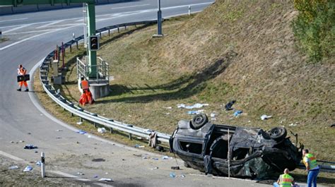 Deutsche Tageszeitung Haftbefehl Wegen Mordes Nach T Dlichem Unfall