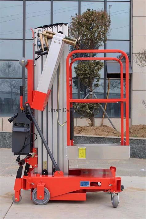 Portable M Self Propelled Electric Aluminum Vertical Mast Lift One Man