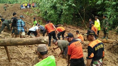 Tanah Longsor Di Indonesia