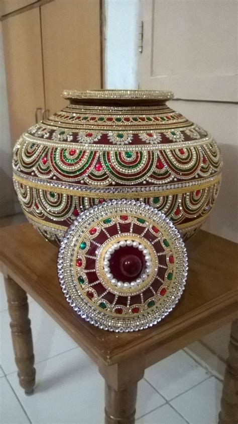 Sumptuous Beaded Pot Love The Intricate Design Pottery Painting